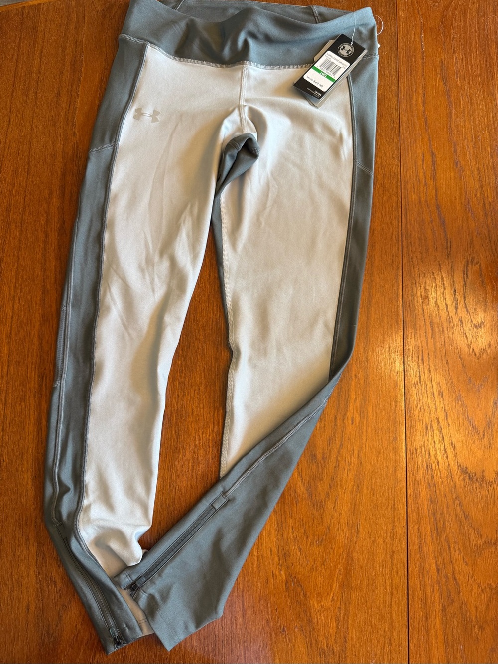 Under Armour Gray Running Leggings - Two-Tone Performance Bottoms
